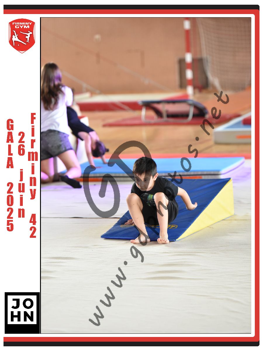 1090628